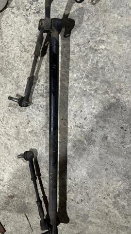 Тяга рульова в зборі 485602S625 NISSAN