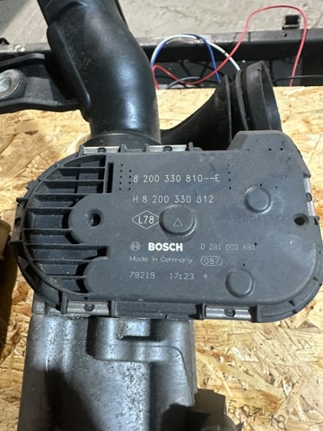 Дросільна заслінка в зборі 8200330810E NISSAN
