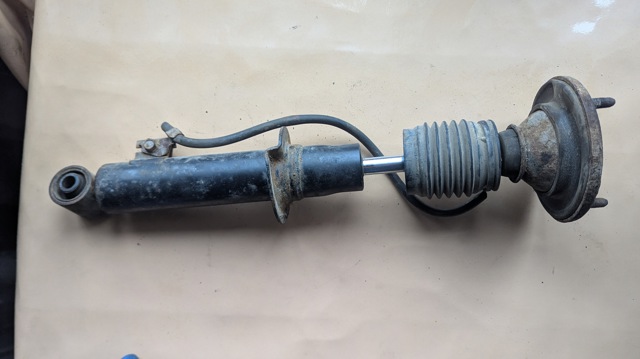 Амортизатор передній J4305008 JAKOPARTS