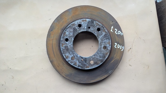 Диск переднього гальма MN102276 MITSUBISHI