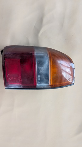 Ліхтар задній лівий MR981081 MITSUBISHI