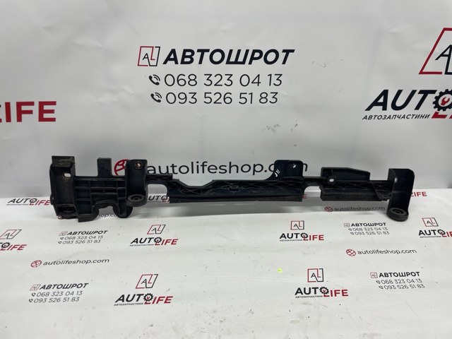 Кронштейн/подушка кріплення радіатора, верхній 215424EA0A NISSAN