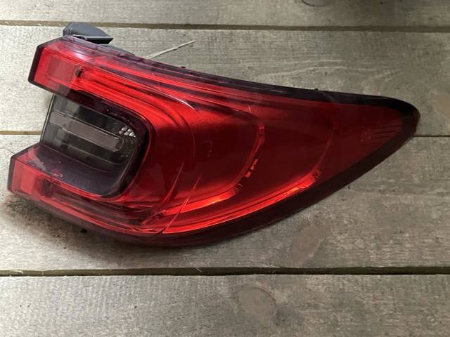Стоп задній 265508701R RENAULT