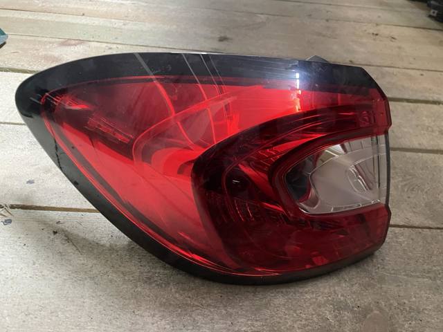 Ліхтар задній лівий, зовнішній 265558548R RENAULT