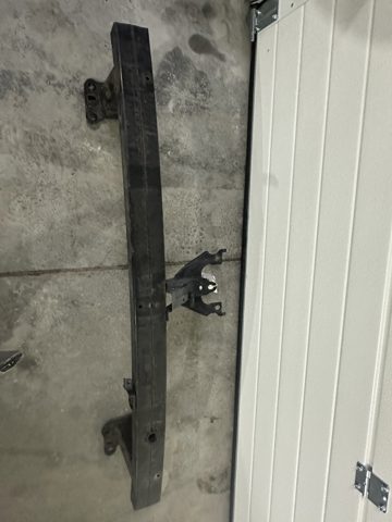 Підсилювач бампера переднього 62030JD000 NISSAN