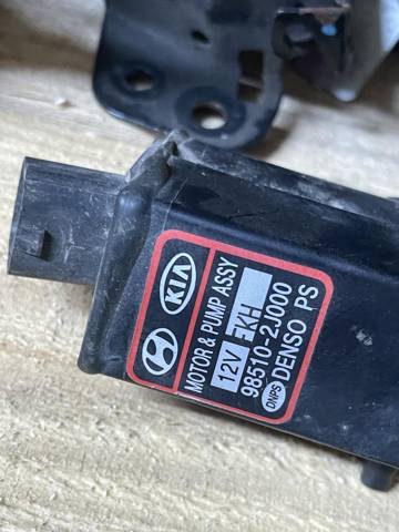 Помпа омивача 985102J000 HYUNDAI