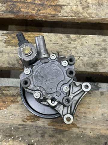 Помпа ГПК A0054668201 MERCEDES