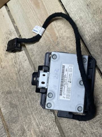 Блок керування мультимедійний A1729009302 MERCEDES