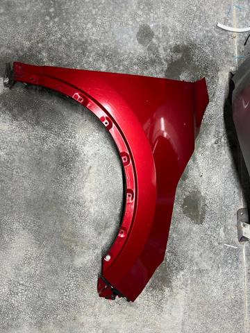 Переднє праве крило F31004EAMB NISSAN