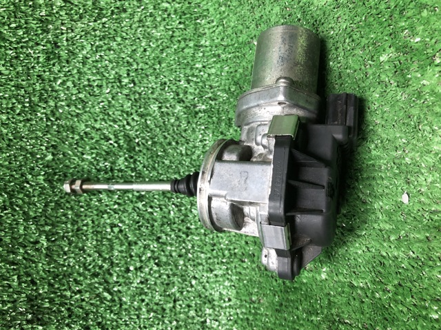 Клапан турбіни 06L145614B VAG