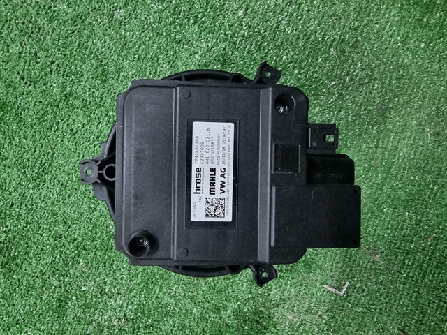 Електромотор пічки 4M1820021 VAG