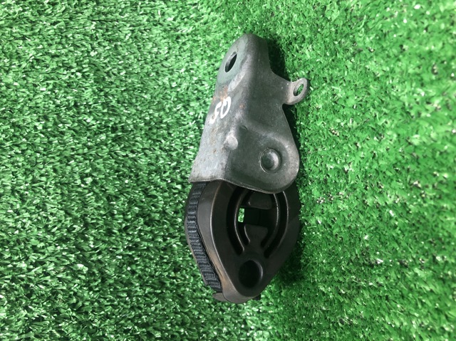 Кронштейн кріплення глушника 80A253144D VAG