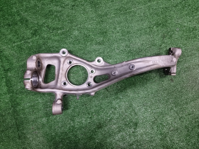 Цапфа поворотного кулака 80A407559 VAG