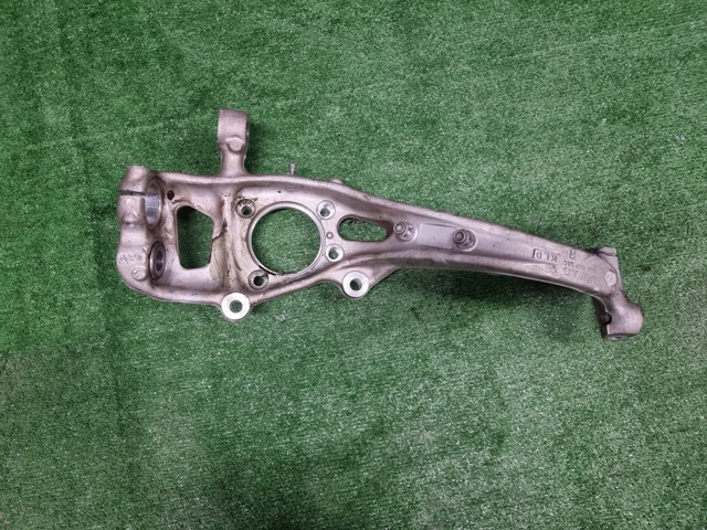 Цапфа поворотного кулака 80A407560 VAG