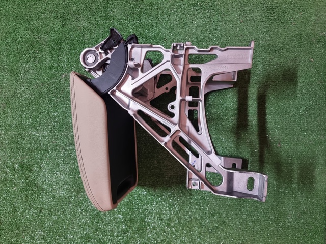 Кришка підлокітника 80A864283D VAG