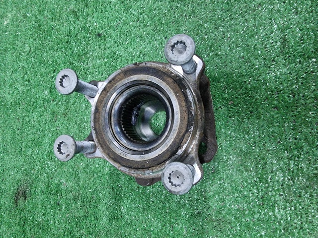 Підшипник маточини передньої 8W0407679 VAG