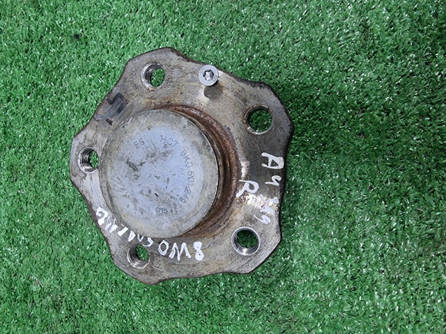 Маточини задніх коліс 8W0501611B VAG