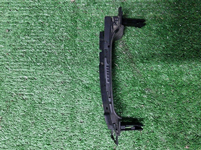 Ручка правих передніх дверей 8W0837206 VAG
