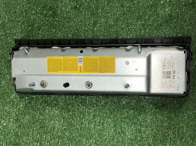 Подушка безпеки (AIRBAG) пасажирська, захисту колін 8W0880842D VAG