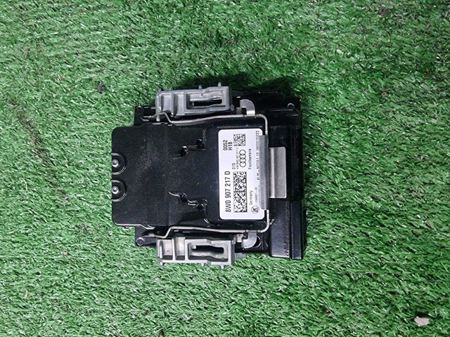 Камера заднього виду 8W0907217D VAG