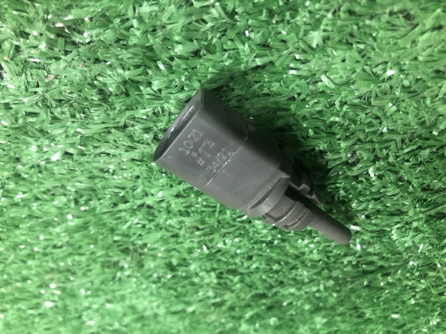 Датчик температури навколишнього середовища 8Z0820535B VAG