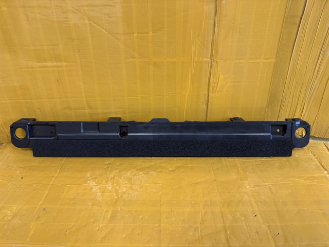 Подушка радіатора охолодження, верхня 1351A144 MITSUBISHI