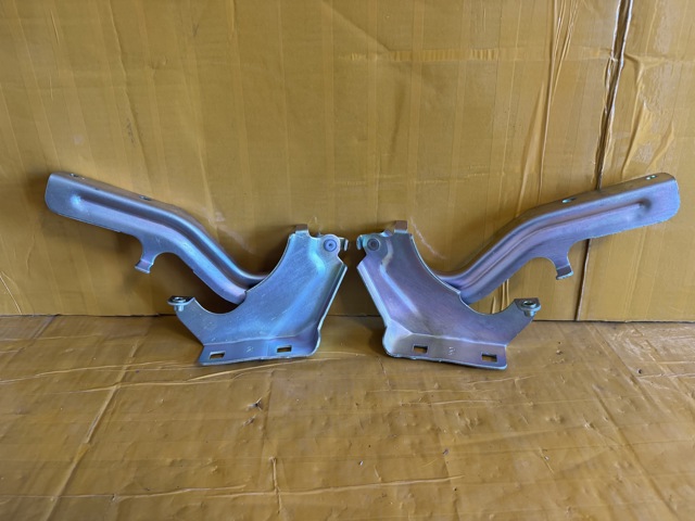 Петля капота, права 654006RA0A NISSAN