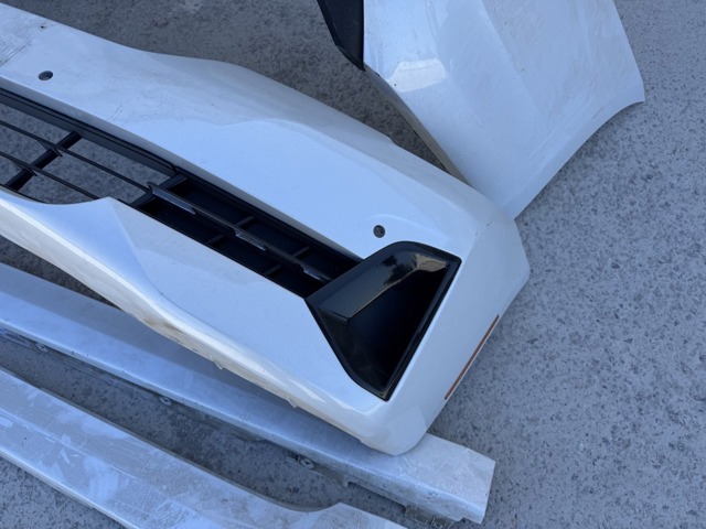 Накладка зовнішня (молдинг) порога, лівий 51777475603 BMW
