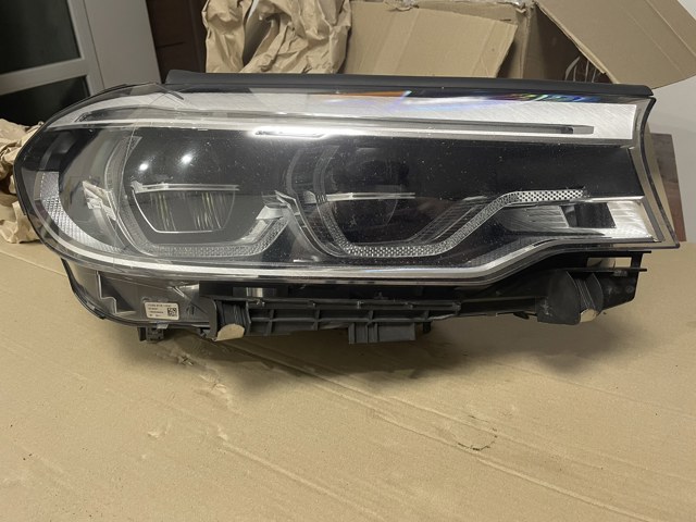 Основна фара - вставка 63117214966 BMW