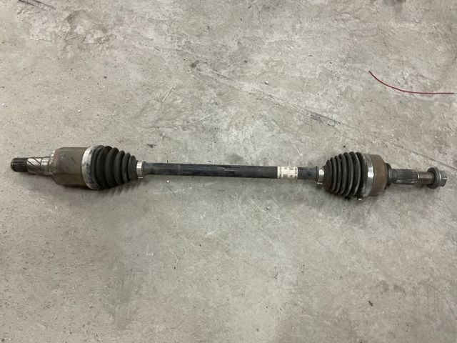 Вісь передня 118811900A TESLA