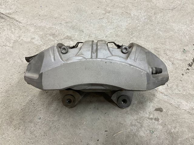 Супорт гальмівний, передній, правий 118862200B TESLA