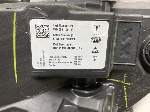 Фара передня права 151495300D TESLA