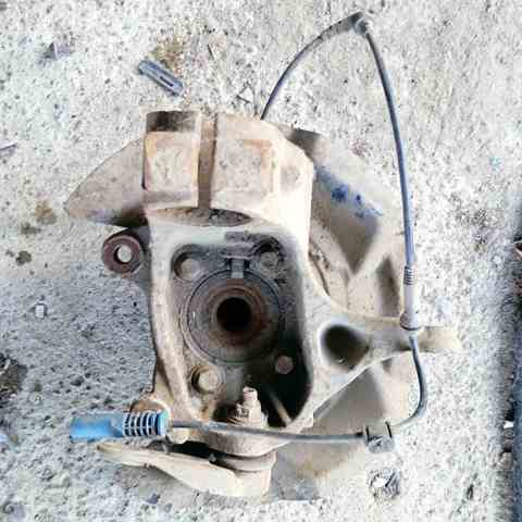 Цапфа поворотного кулака 31216779795 BMW