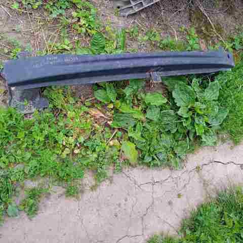 Балка бампера переднього 3T0807109C VAG