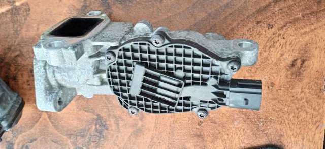 Клапан EGR рециркуляції газів 55581958 OPEL