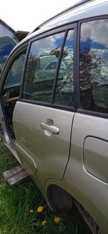Двері пасажирськи задні ліві 6700442050 TOYOTA