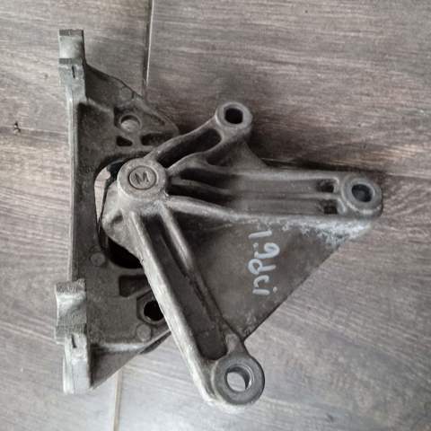 8200043085 Renault (RVI)