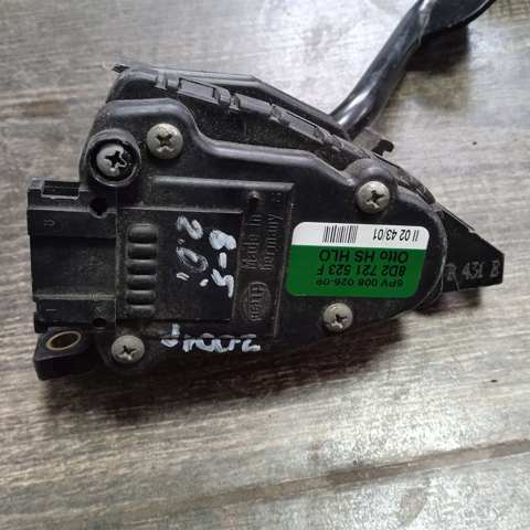 Підаль газу 8D2721523F VAG