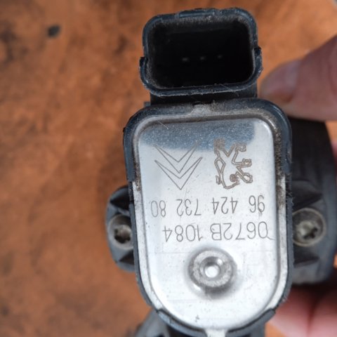 Датчик положення дросельної заслінки 9642473280 PEUGEOT