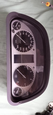 Щиток приладів додатковий A1695407747 MERCEDES
