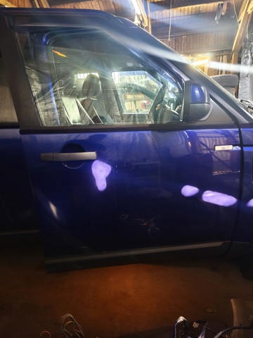 Пасажирські передні двері LR016462 LAND ROVER