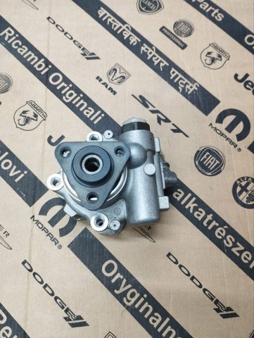 Насос гідропідсилювача механізму кермового управління 8D0145177D MARKET (OEM)