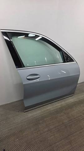 Пасажирські передні двері 41518738556 BMW