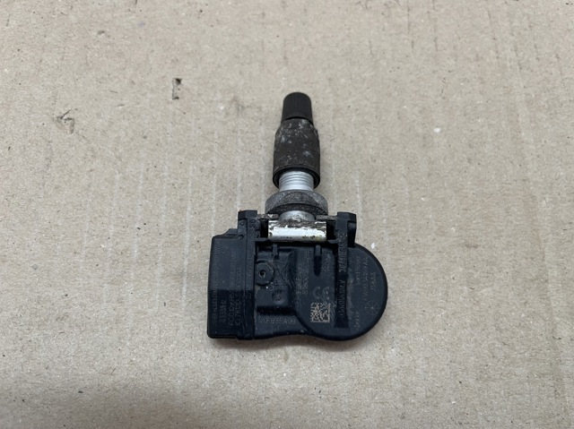Датчик тиску повітря в шинах LR070840 LAND ROVER