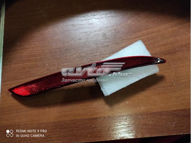 Правий відбивач бампера 107740700F Tesla Model