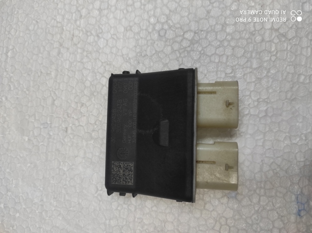Блок управління відкриття кришки багажника 3G0962243B BENTLEY