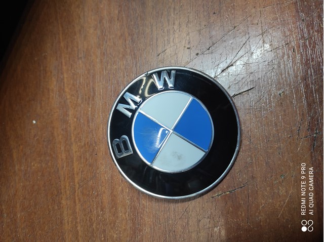Емблема кришки багажника, фірмовий значок 51147499154 BMW