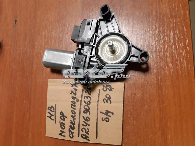 Двигун стеклопод'емника двері задньої, правої A2469063200 MERCEDES