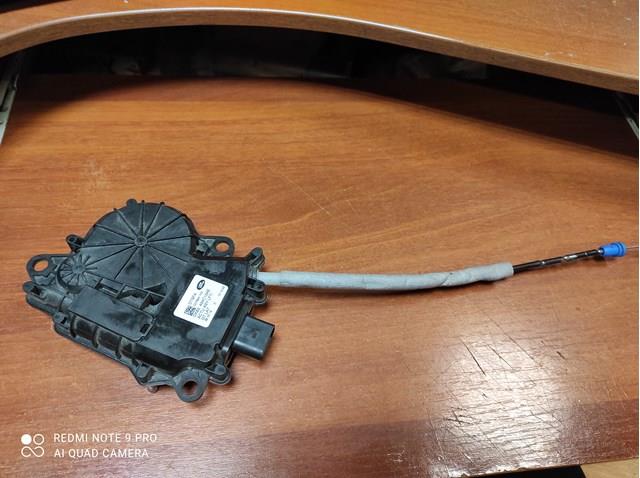 Актуатор замка ляди LR095551 LAND ROVER