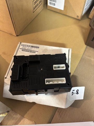 Блок комфорту 284B2AX620 NISSAN